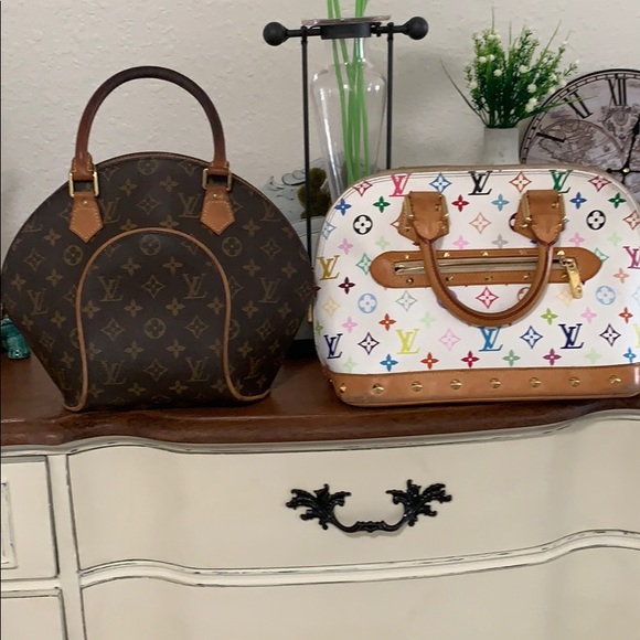 Louis Vuitton Elipse satchel. πΌ - Picture 5 of 5